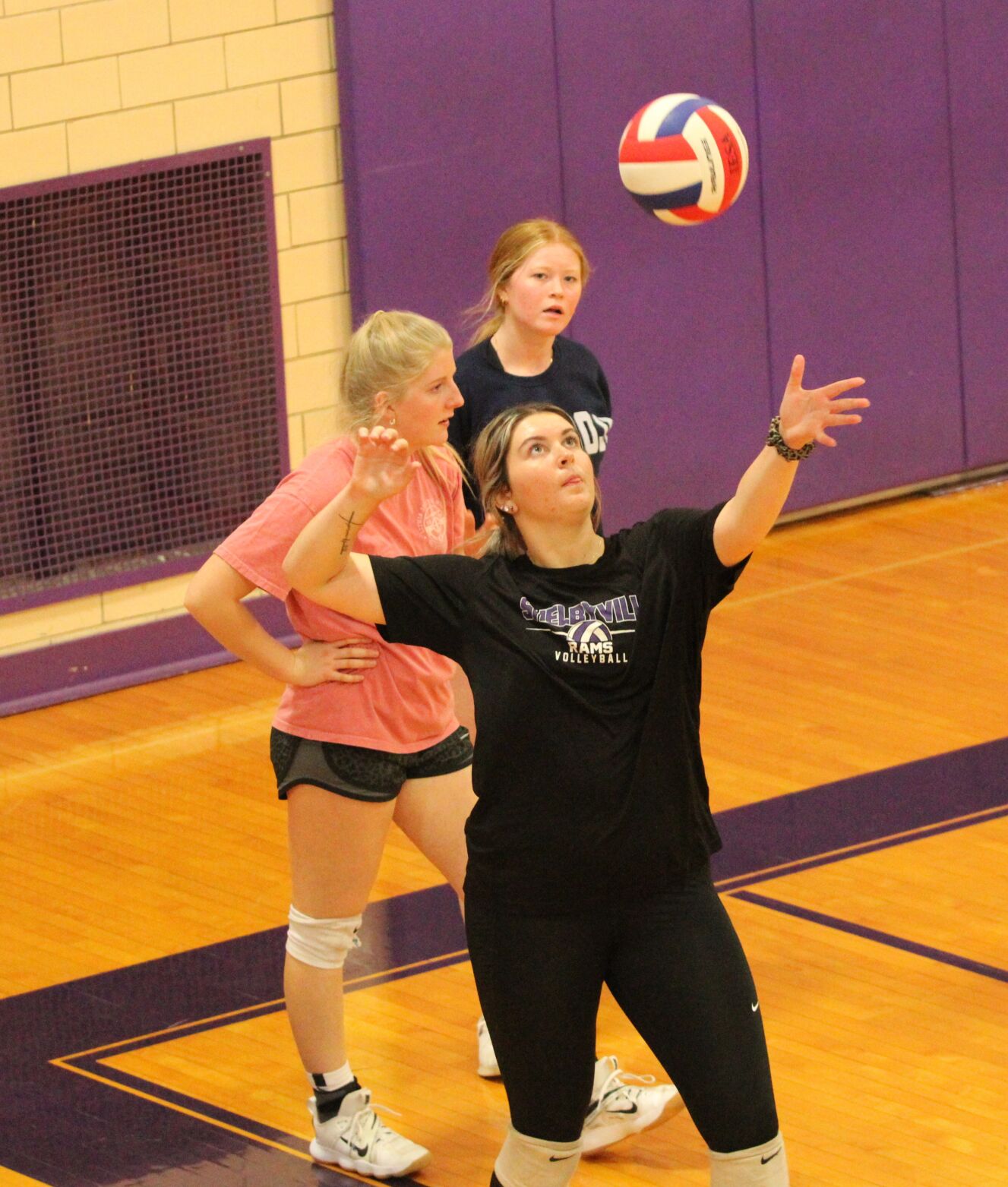 IMG_3471_Snapseed Mallory Holland Shelbyville volleyball.jpg